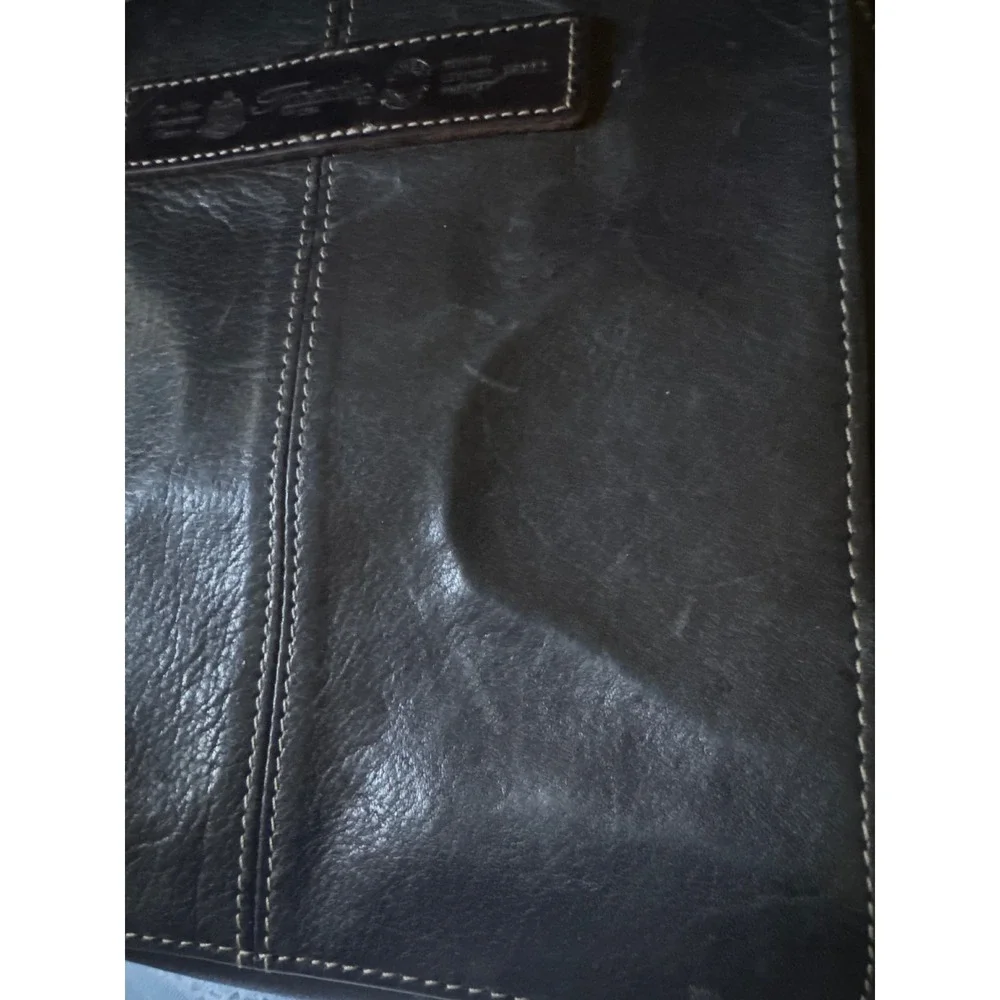 Fossil Black Leather Crossbody Bag  Signature Key Charm Organizer 75082 9 x 8
